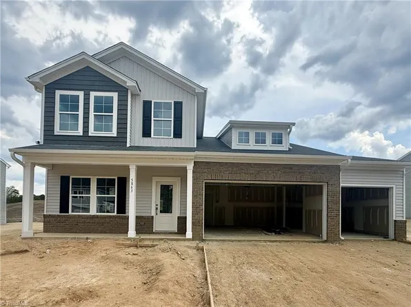 5863 Latigo Ct, Clemmons, NC 27012