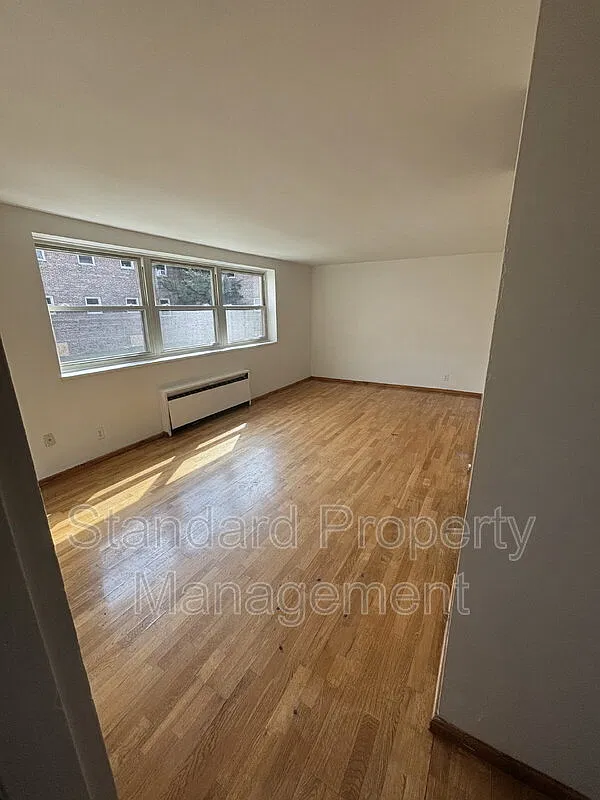 1 bed, 1.0 bath, 675 sqft, $1,125 — Photo 2