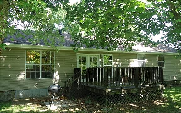 2nd image of 237 Hickory Dr