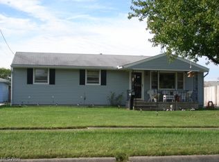 2215 Mark Dr, Lorain, OH 44052