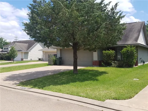 2107 Craftwood Pl, Bryan, TX 77801