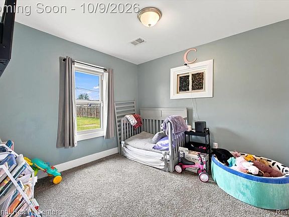 5th image of 20875 Elroy Ave