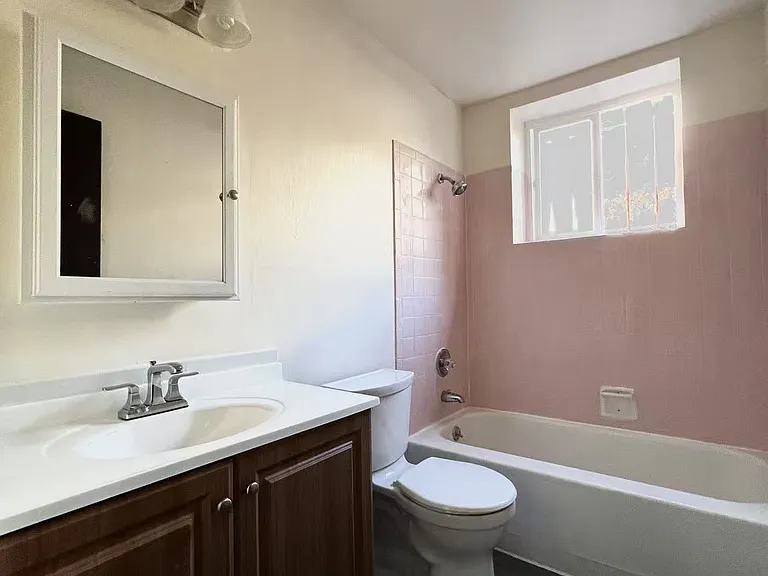 1307 14th Ave S #102 — Photo 15
