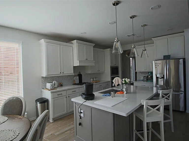 24727 Tanoureen Dr — Photo 18