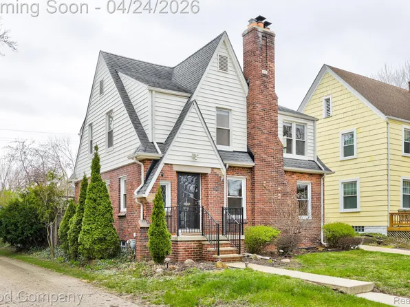 831 W Breckenridge St, Ferndale, MI 48220