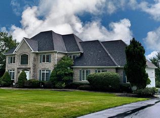 9 Whispering Pine Dr, Painted Post, NY