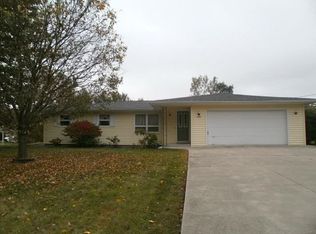 2954 S Southwood Dr, Warsaw, IN 46580