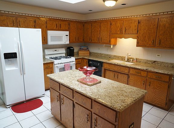 4th image of 11800 Boyne Ct