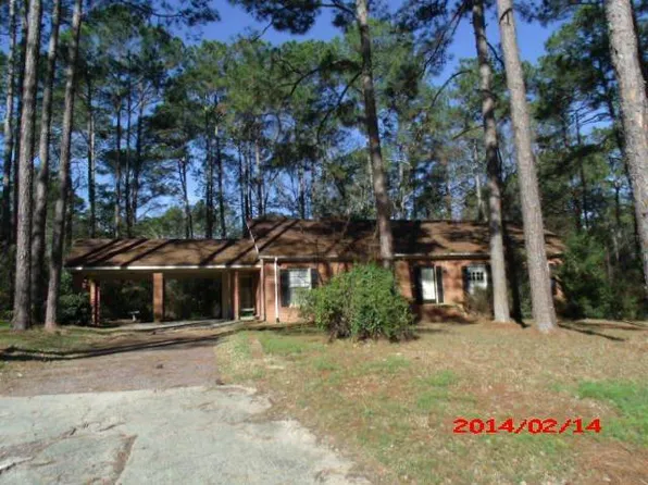 1802 3rd St SE, Moultrie, GA 31768