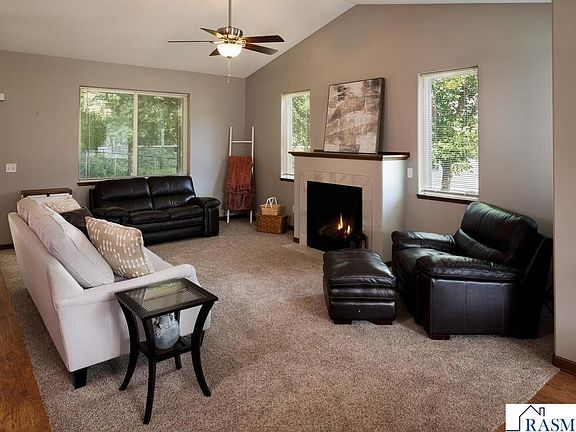 3rd image of 304 Tanager Rd