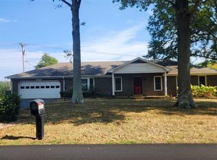 4814 Smallhouse Rd, Bowling Green, KY 42104