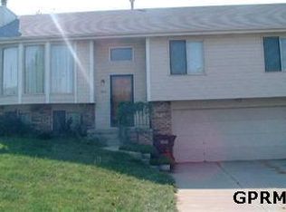 4024 Old Coach Rd, Elkhorn, NE 68022