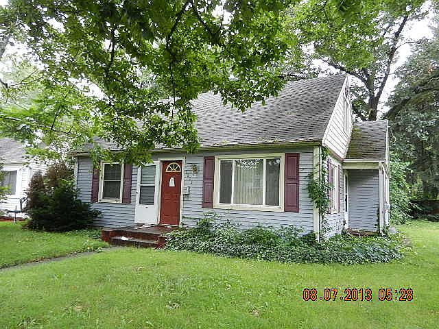 1st image of 1323 Waverly Dr