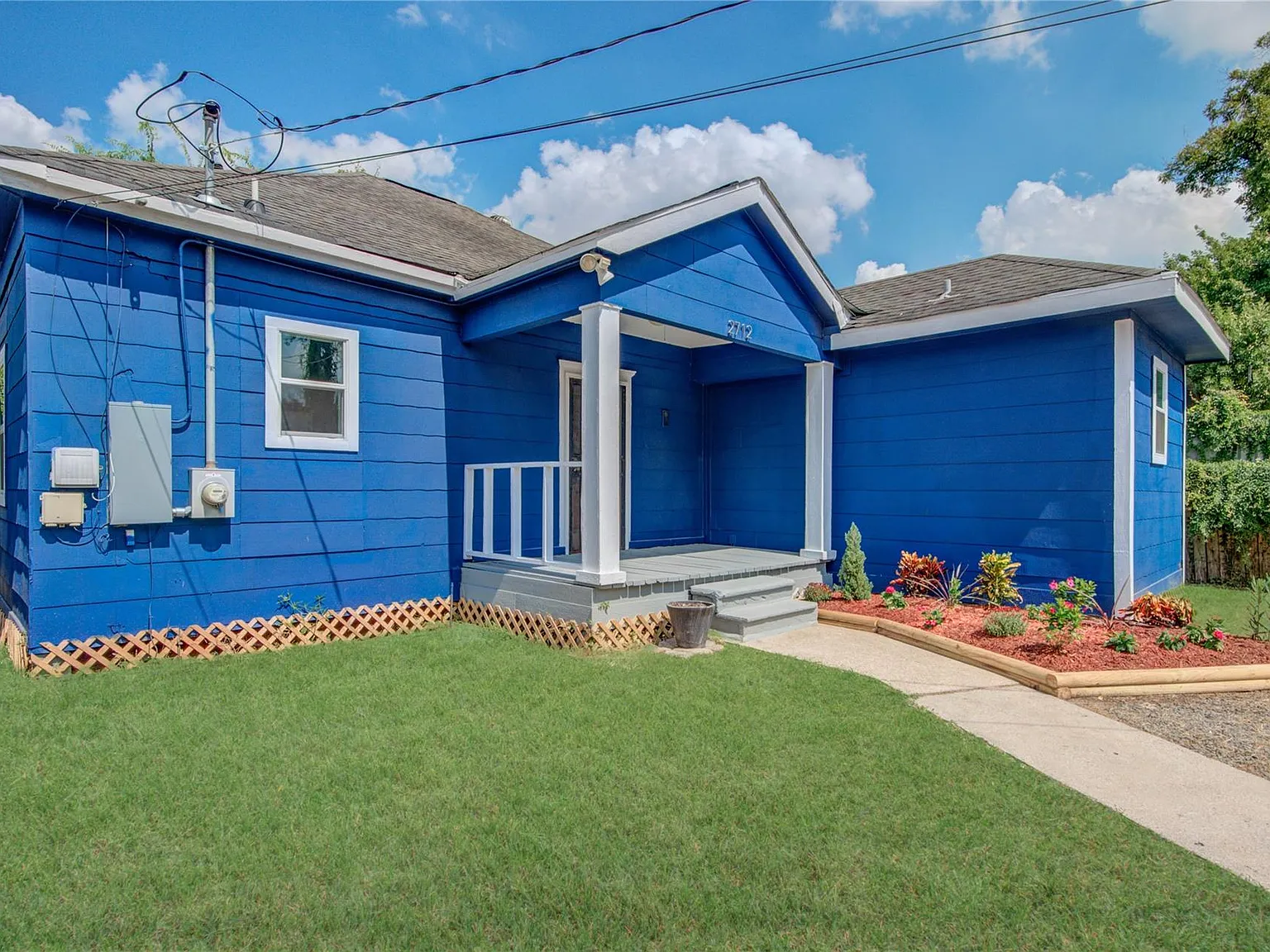 3 bed, 3.0 bath, 1139 sqft, $3,350 — Photo 3