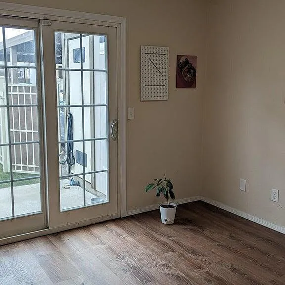 2717 N Pacific Dr — Photo 12