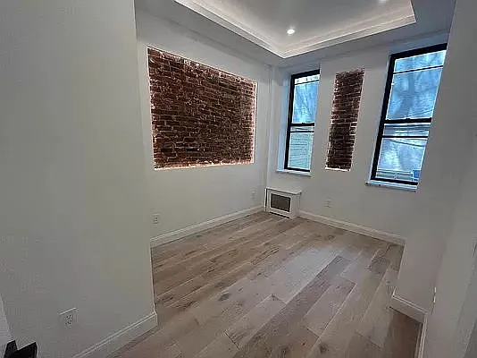 Bedroom, photo 2