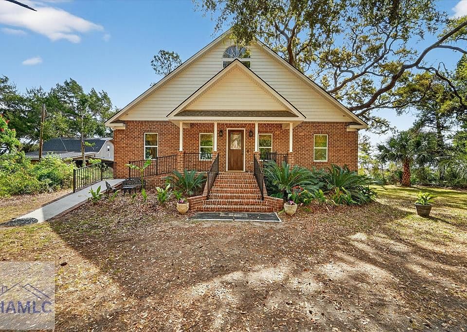 1st image of 725 Youmans Rd