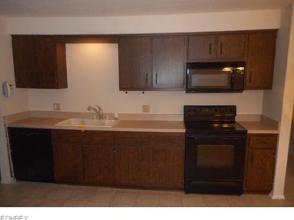 3rd image of 13172 Wengatz Dr