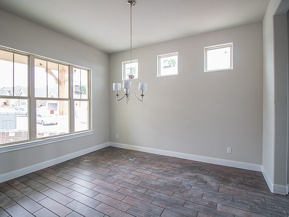 DiningRoom