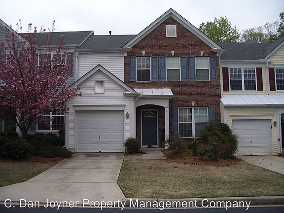 2nd image of 104 Waterford Park Dr