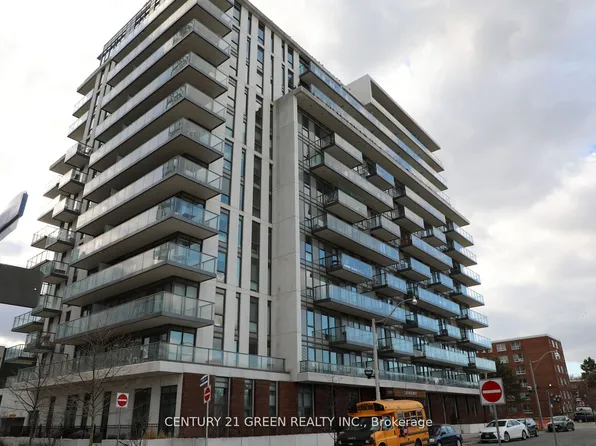 260 Sackville St W, Toronto, ON