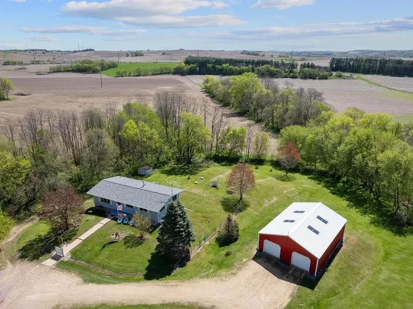 N5518 Highway 78, Portage, WI 53901