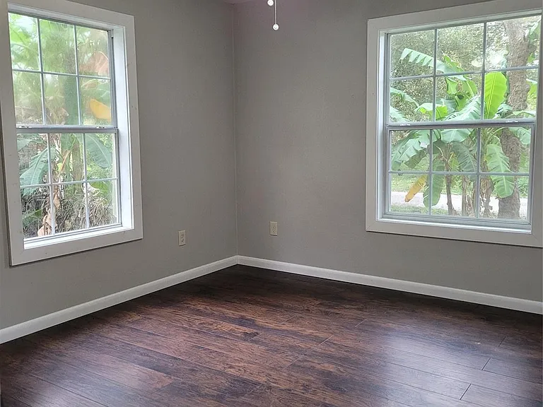 822 Retama St — Photo 19
