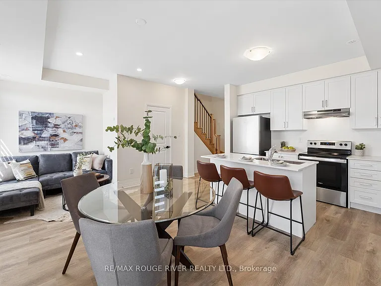 6 Esquire Way — Photo 20