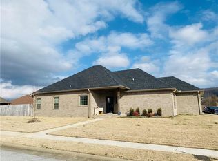 11048 Rosebay Ln, Farmington, AR 72753