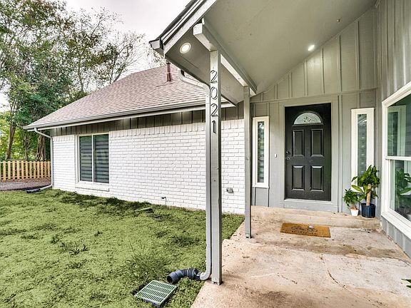 5th image of 2021 Wildwood Dr