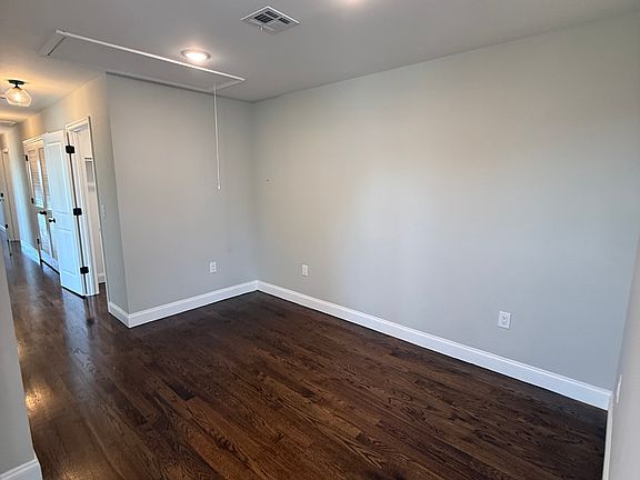 5th image of 36 Shaw Ave #2