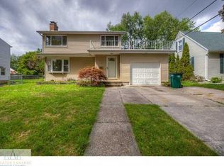 2500 Chatham Rd, Lansing, MI 48910