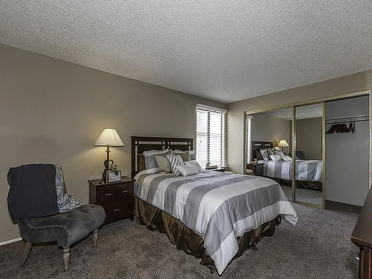 SPRING VILLAS APARTMENTS — Photo 9
