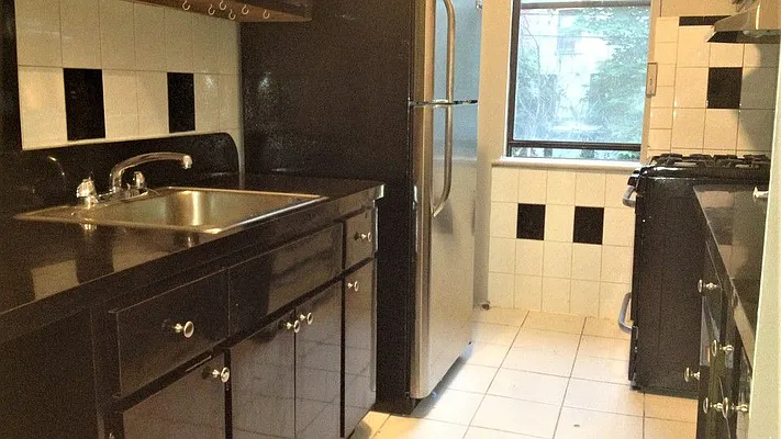 Rented by Nooklyn NYC LLC | media 21