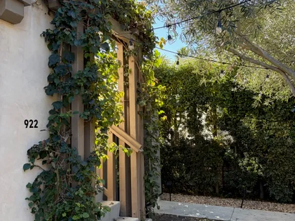 922 E Ortega St, Santa Barbara, CA 93103