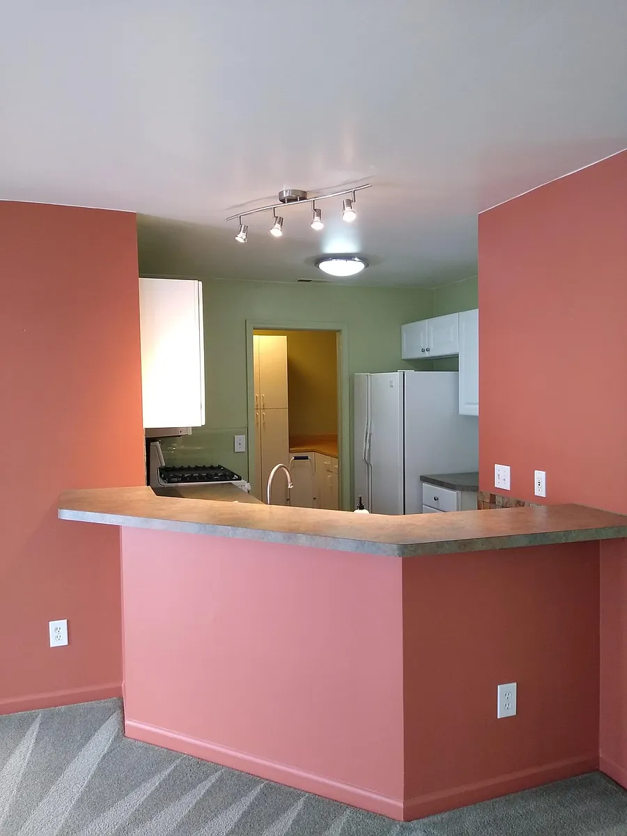 Building Photo - 63 Rosebud Ln #63