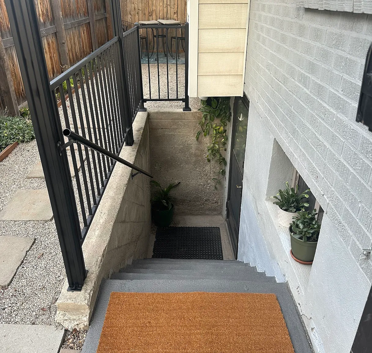 1 bed, 918 sqft, $1,650 — Photo 2