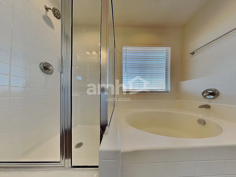 7632 Butler Mesa St — Photo 14