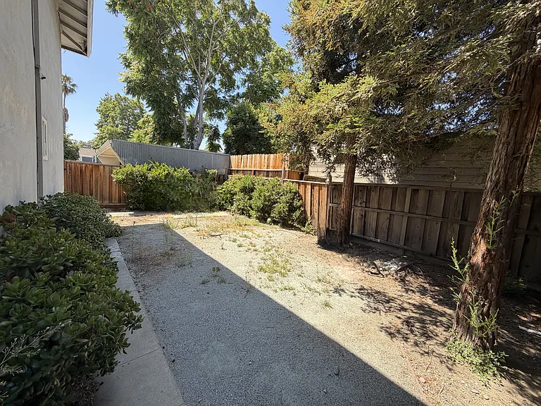 405 S 7th St #6 — Photo 11