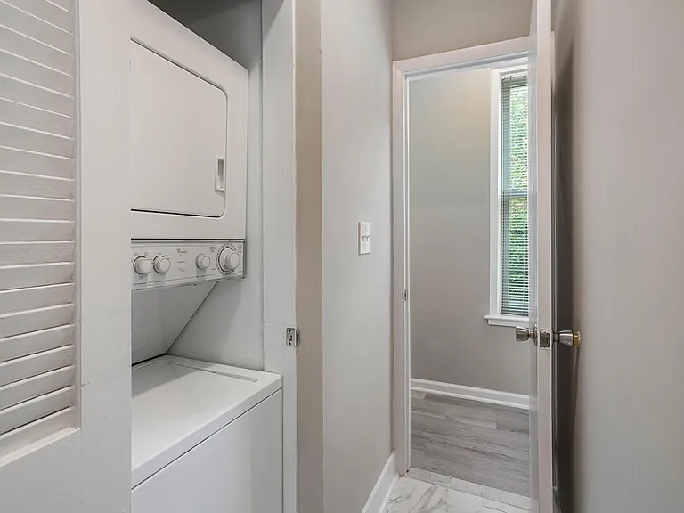 501 9th St NE #501 — Photo 16