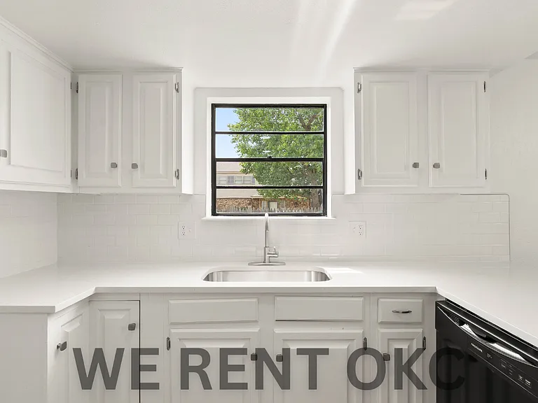 3611 Wynn Cir — Photo 17