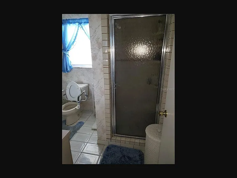 7220 N Harold Ave #A — Photo 19