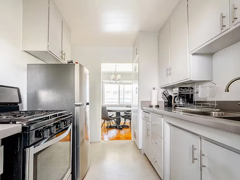 191 E Fillmore St #A — Photo 12