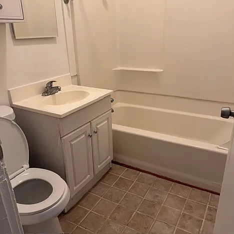 1 bed, 725 sqft, $1,900 — Photo 4