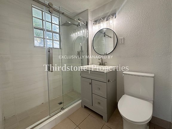 4th image of 319 1st Ave N APT 1A