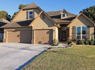 3104 W Mobile St, Broken Arrow, OK 74011