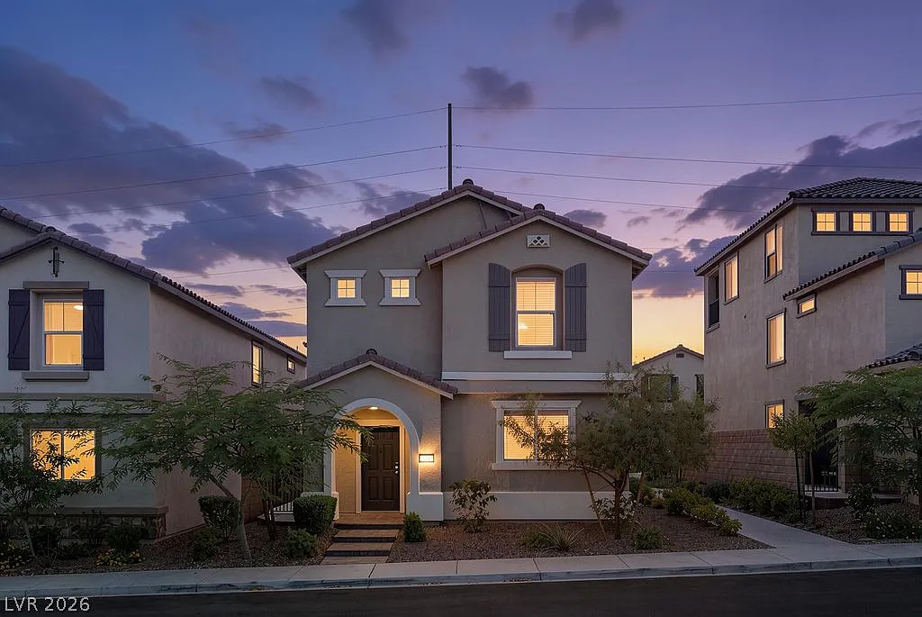 3 bed, 2.5 bath, 2140 sqft, $2,500 — Photo 1