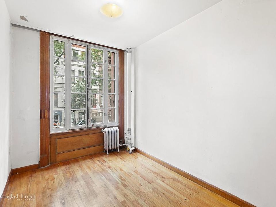 2nd image of 68 W 69th St APT 2A