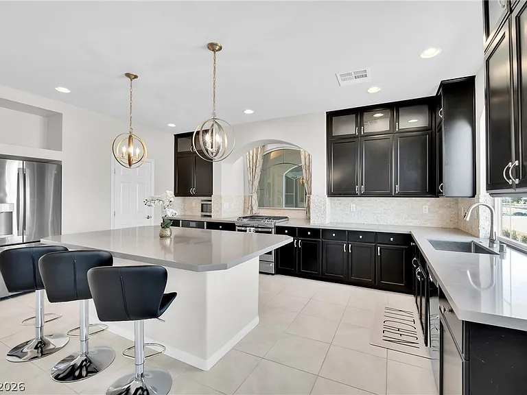 9770 Hawk Crest St — Photo 18
