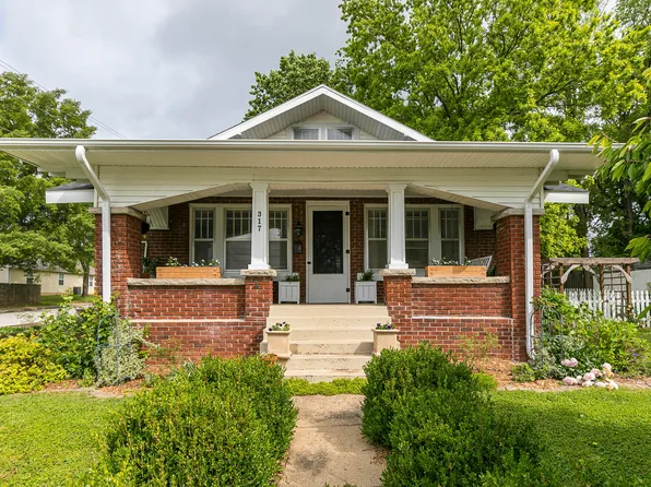 317 W Olive Street, Bolivar, MO 65613